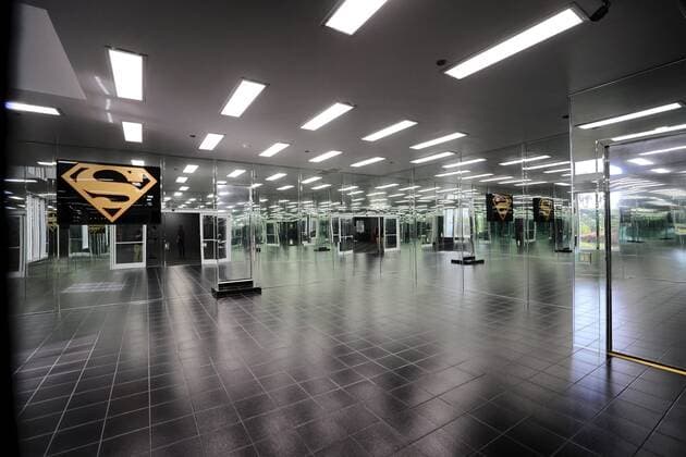 Basketball, Anwesen von Shaquille O Neal in Orlando zum Verkauf April 23, 2021: One of the 3 garages that holds 17 cars total in the 31,000 square-foot-home currently owned by NBA, Basketball Herren, USA legend Shaquille O Neal, located at 9927 Giffin Court, in Windermere, photographed Wednesday, April 14, 2021. The lakefront house is for sale for 6.5 million and includes 12 bedrooms, 11.5 bathrooms and its own movie theater, cigar bar and an indoor regulation basketball court. - ZUMAm67_ 0116929152st Copyright: xJoexBurbankx