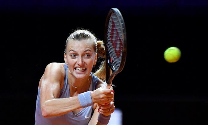 Petra Kvitova (CZE) Viertelfinale Tennis Damen Porsche-Cup Porsche Tennis Grand Prix GP Stuttgart 2021 Porsche-Arena 23.04.2021 Porsche Tennis Grand Prix Stuttgart 2021