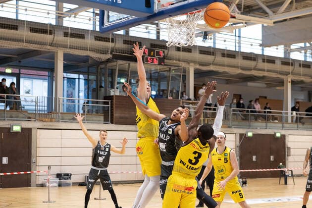 Kevin Wohlrath (Kirchheim Knights, 22) Sa eed Nelson (MLP Academics Heidelberg, 1) Richard Williams Jr. (Kirchheim Knights, 3)¨¨¨Kirchheim Knights - MLP Academics Heidelberg, 2. Basketball, Bundesliga, Pro A, Barmer 2 Basketball, Playoffs 3. Spieltag Gruppenphase , Spielzeit 2020 2021, 23.04.2021, ¨¨ Kirchheim Knights - MLP Academics Heidelberg , Basketball, 2. Bundesliga, Barmer 2 Basketball, Playoffs, 3. Spieltag Gruppenphase , Spielzeit 2020 2021, 23.04.2021 Kirchheim unter Teck Copyright: xNinaxSander xEibnerxPressefotoxIx EP_NSR
