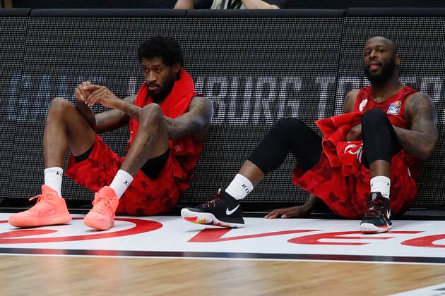 Sport Bilder des Tages Deutschland , Hamburg, edel-optics.de Arena , 23.04.2021, emspor, emonline, despor, deonline, Hamburg Towers vs. s.Oliver Wuerzburg, easyCredit BBL, 30. Spieltag Bild: v. l. Copyright: HMBxMedia JulienxBecker