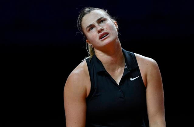 Aryna Sabalenka (BLR) Aktion Gestik, Geste enttäuscht unzufrieden Viertelfinale Tennis Damen Porsche-Cup Porsche Tennis Grand Prix GP Stuttgart 2021 Porsche-Arena 23.04.2021 Porsche Tennis Grand Prix Stuttgart 2021