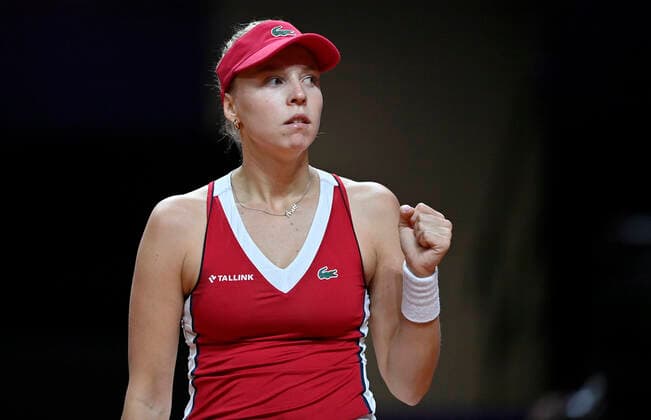 Anett Kontraveit (EST) Aktion jubelt über Punktgewinn Viertelfinale Tennis Damen Porsche-Cup Porsche Tennis Grand Prix GP Stuttgart 2021 Porsche-Arena 23.04.2021 Porsche Tennis Grand Prix Stuttgart 2021