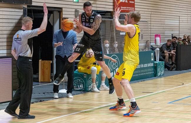 Philipp Heyden (MLP Academics Heidelberg, 22)¨¨¨Kirchheim Knights vs. MLP Academics Heidelberg, 2. Basketball, Bundesliga, Pro A, Barmer 2 Basketball, Playoffs 3. Spieltag Gruppenphase, Spielzeit 2020 2021, 23.04.2021, ¨¨ Kirchheim Knights - MLP Academics Heidelberg, Basketball, 2. Bundesliga, Barmer 2 Basketball, Playoffs 3. Spieltag Gruppenphase, Spielzeit 2020 2021, 23.04.2021 Kirchheim unter Teck Copyright: xDennisxDuddek xEibnerxPressefotox EP_DDU