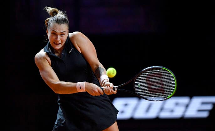 Aryna Sabalenka (BLR) Aktion Halbfinale Tennis Damen Porsche-Cup Porsche Tennis Grand Prix GP Stuttgart 2021 Porsche-Arena 24.04.2021 Porsche Tennis Grand Prix Stuttgart 2021