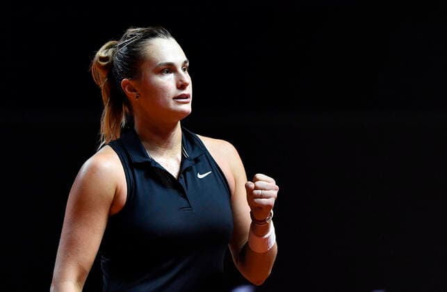 Aryna Sabalenka (BLR) jubelt über Punktgewinn Gestik, Geste Halbfinale Tennis Damen Porsche-Cup Porsche Tennis Grand Prix GP Stuttgart 2021 Porsche-Arena 24.04.2021 Porsche Tennis Grand Prix Stuttgart 2021