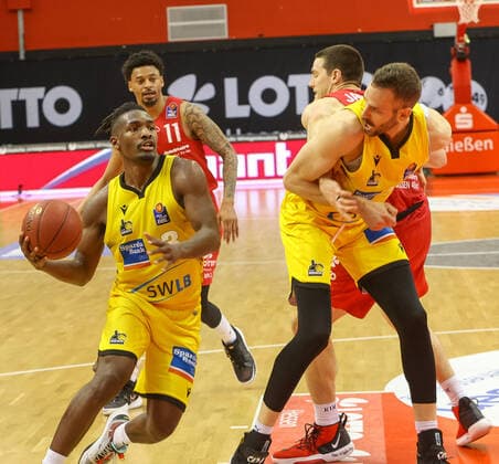 Jaleen Smith (Ludwigsburg 3), JobStairs GIESSEN 46ers vs, MHP Riesen Ludwigsburg, Basketball, Basketball Bundesliga, 30. Spieltag, 24.04.2021, JobStairs GIESSEN 46ers vs, MHP Riesen Ludwigsburg, Basketball, Basketball Bundesliga, 30. Spieltag, 24.04.2021, Foto: EIBNER Joerg Niebergall Giessen Copyright: xJoergxNiebergall Eibner-Pressefox EP_JNL