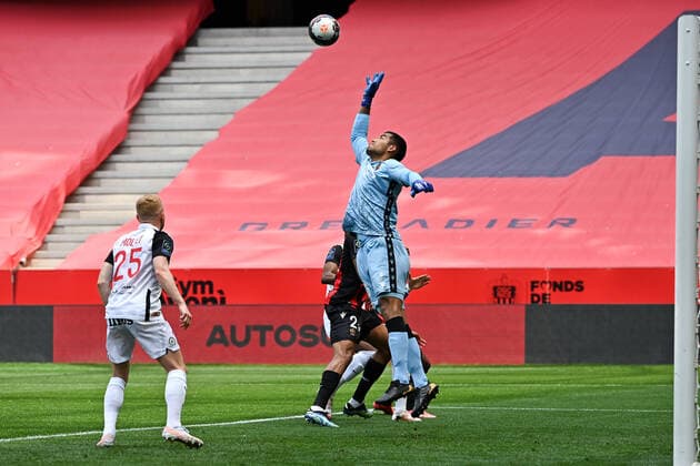 40 WALTER BENITEZ (NICE) FOOTBALL : Nice vs Montpellier - Ligue 1 Uber Eats - 25 04 2021 FEP Panoramic 