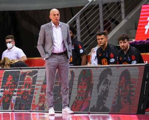 Pastore Rodrigo, Trainer Chemnitz, Telekom Baskets Bonn vs. Niners Chemnitz, Basketball, 1. Easy Credit- Bundesliga, 30. Spieltag, 25.04.2021, Telekom Baskets Bonn vs. Niners Chemnitz, Basketball, 1. Easy Credit- Bundesliga, 30. Spieltag, 25.04.2021, Foto: EIBNER Joerg Niebergall Bonn Copyright: xJoergxNiebergall Eibner-Pressefox EP_JNL