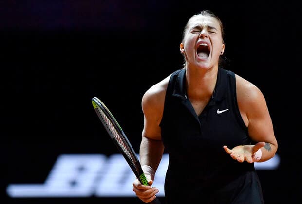 Aryna Sabalenka (BLR) schreit sich ihren Frust vom Leib enttäuscht Finale Tennis Damen Porsche-Cup Porsche Tennis Grand Prix GP Stuttgart 2021 Porsche-Arena 25.04.2021 Porsche Tennis Grand Prix Stuttgart 2021