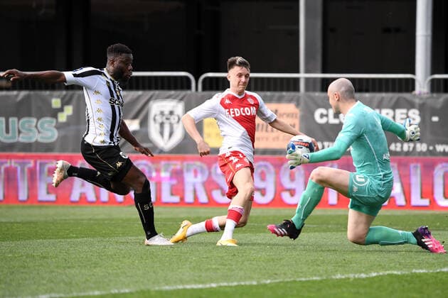 17 ALEKSANDR GOLOVIN (MONA) - 08 ISMAEL TRAORE (SCO) FOOTBALL : Angers vs Monaco - Ligue 1 Uber Eats - 25 04 2021 AnthonyBIBARD FEP Panoramic 