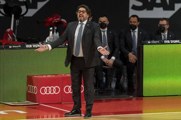 Basketball, BBL, 20210425, FC Bayern München - Alba Berlin. Im Bild Head Coach des FC Bayern München Andrea TRINCHIERI. München Audi Dome Bayern Deutschland Copyright: Passion2Press MarkusxFischerx