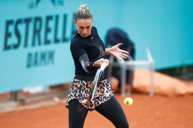 April 27, 2021, MADRID, MADRID, SPAIN: Katerina Siniakova of Czech Republic in action during his Women s Singles match against Ana Bogdan of Romania on Qualify day one of the WTA, Tennis Damen 1000 - Mutua Madrid Open 2021 at La Caja Magica on April 27, 2021 in Madrid, Spain. MADRID SPAIN - ZUMAa181 20210427_zaa_a181_096 Copyright: xOscarxJ.xBarrosox