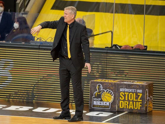 John Patrick (MHP Riesen Ludwigsburg, Head Coach), MHP Riesen Ludwigsburg vs. FRAPORT SKYLINERS, Basketball, Bundesliga, easycredit BBL, 27.04.2021, MHP Riesen Ludwigsburg vs. FRAPORT SKYLINERS, Basketball, Bundesliga, easycredit BBL, 27.04.2021 Ludwigsburg Copyright: xEibner-Pressefoto SaschaxWaltherx EP_swa