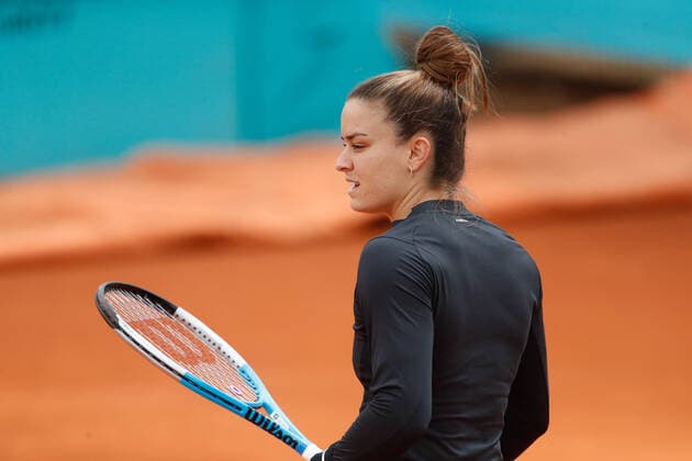 April 28, 2021, MADRID, MADRID, SPAIN: Maria Sakkari of Greece looks on during her practice for the WTA, Tennis Damen 1000 - Mutua Madrid Open 2021 at La Caja Magica on April 28, 2021 in Madrid, Spain. MADRID SPAIN - ZUMAa181 20210428_zaa_a181_039 Copyright: xOscarxJ.xBarrosox