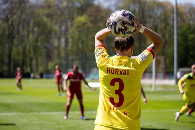 2. Frauen Fussball Bundesliga, 1. FC Koeln - FC Bayern Muenchen II; 28.04.2021 Sabrina Horvat ( 3, 1. FC Koeln) 2. Frauen Fussball Bundesliga, 1. FC Koeln - FC Bayern Muenchen II, Koeln, Geissbockheim DFL REGULATIONS PROHIBIT ANY USE OF PHOTOGRAPHS AS IMAGE SEQUENCES AND OR QUASI-VIDEO. Copyright: xBEAUTIFULxSPORTS Wunderlx