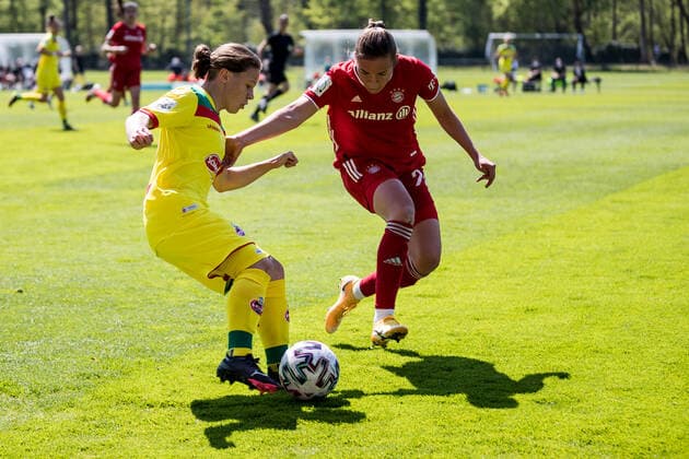 2. Frauen Fussball Bundesliga, 1. FC Koeln - FC Bayern Muenchen II; 28.04.2021 Alicia-Sophie Gudorf ( 12, 1. FC Koeln), Julia Pollak ( 24, FC Bayern Muenchen II) 2. Frauen Fussball Bundesliga, 1. FC Koeln - FC Bayern Muenchen II, Koeln, Geissbockheim DFL REGULATIONS PROHIBIT ANY USE OF PHOTOGRAPHS AS IMAGE SEQUENCES AND OR QUASI-VIDEO. Copyright: xBEAUTIFULxSPORTS Wunderlx