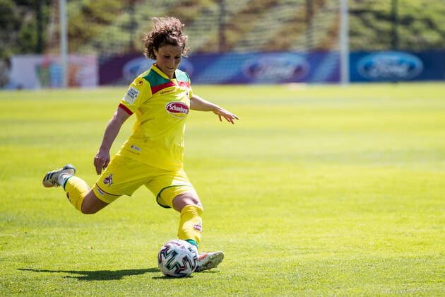 2. Frauen Fussball Bundesliga, 1. FC Koeln - FC Bayern Muenchen II; 28.04.2021 Anja Pfluger ( 20, 1. FC Koeln) 2. Frauen Fussball Bundesliga, 1. FC Koeln - FC Bayern Muenchen II, Koeln, Geissbockheim DFL REGULATIONS PROHIBIT ANY USE OF PHOTOGRAPHS AS IMAGE SEQUENCES AND OR QUASI-VIDEO. Copyright: xBEAUTIFULxSPORTS Wunderlx