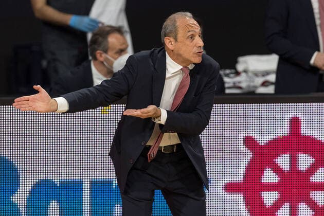 Basketball, Euroleague, day0}.04.2021, FC Bayern München - Armani Olimpia Mailand. Im Bild Head Coach von Armani Olimpia Mailand Ettore MESSINA. München Audi Dome Bayern Deutschland Copyright: Passion2Press.dex xMarkusxFischerx