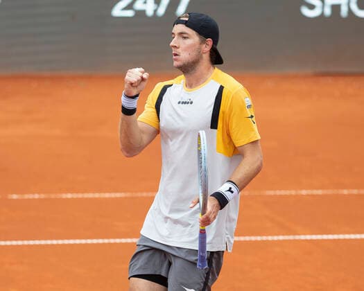 Jan-Lennard Struff (GER) jubelt nach dem Sieg, Jubel, Freude, Emotion Tennis - BMW Open 2021 - ATP, Tennis Herren - MTTC Iphitos - Munich - - Germany - 29 April 2021. Copyright: xJuergenxHasenkopfx