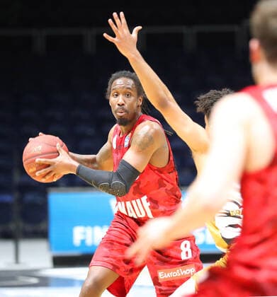 Löwen Braunschweig vs. Würzburg, BBL Braunschweig, 29.04.2021, BASKETBALL - easyCredit BBL Basketball Bundesliga, Löwen Braunschweig vs. s.Oliver Würzburg, Saison 2020 21. Robert Lowery (s.Oliver Würzburg) Braunschweig