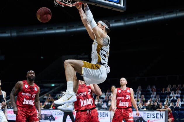 Gavin Schilling (Nr. 34 Basketball Loewen Braunschweig) Basketball Loewen Braunschweig - soliver Wuerzburg Basketball Loewen Braunschweig - soliver Wuerzburg, Basketball, BBL, Saison 2020 2021, 29.04.2021 Braunschweig Copyright: xEibner-Pressefoto DanielxReineltx EP_DRT