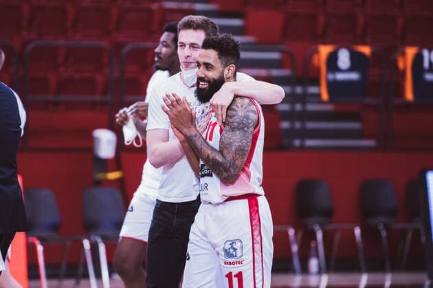 ProA: Playoffs - Artland Dragons vs. ROSTOCK SEAWOLVES, 29.04.2021 Jonas Herold (Artland Dragons, 10), Gerel David Simmons (Artland Dragons, 11); ProA: Playoffs - Artland Dragons vs. ROSTOCK SEAWOLVES am 29.04.2021 in Quakenbrueck (Artland Arena), Germany, Copyright: xBEAUTIFULxSPORTS Neddermannx
