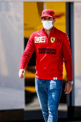 SAINZ Carlos (spa), Scuderia Ferrari SF21, portrait during the Formula 1 Heineken Grande PrŽmio de Portugal 2021 from April 30 to May 2, 2021 on the Algarve International Circuit, in Portimao, Portugal FORMULE 1 : Grand Prix du Portugal - Preparations - Portimao - 29 04 2021 DPPI Panoramic  00121005__B2_7491