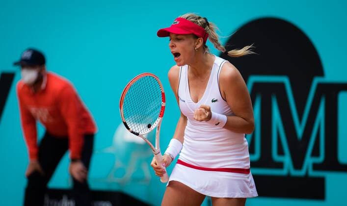 Mandatory Credit: Photo by Rob Prange Shutterstock (11876061d) Anett Kontaveit of Estonia in action during the first round of the 2021 Mutua Madrid Open WTA, Tennis Damen 1000 tournament Mutua Madrid Open, Tennis, La Caja Magica, Madrid, Spain - 30 Apr 2021 Mutua Madrid Open, Tennis, La Caja Magica, Madrid, Spain - 30 Apr 2021  Copyright: xRobxPrange Shutterstockx 11876061d