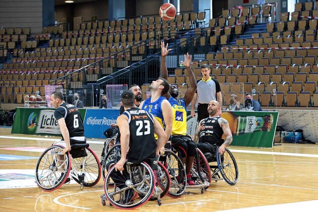 30.04.2021, xovx, Rollstuhlbasketball Champions Cup 2021, CD Ilunion Madrid - GSD Porto Torres v.l. Giovanni Simula (GSD Porto Torres), Soufyane Mehiaoui (GSD Porto Torres), Cristian Gomez (GSD Porto Torres), Bill Latham (CD Ilunion Madrid), Amadu Diallo (CD Ilunion Madrid), Luca Puggioni (GSD Porto Torres) Wetzlar Rittal-Arena Hessen Deutschland (DE)