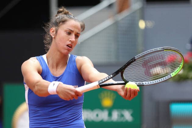 April 30, 2021, MADRID, MADRID, SPAIN: Sara Sorribes of Spain in action during his Women s Singles match against Simona Halep of Romania on day two of the WTA, Tennis Damen 1000 - Mutua Madrid Open 2021 at La Caja Magica on April 30, 2021 in Madrid, Spain MADRID SPAIN - ZUMAa181 20210430_zaa_a181_039 Copyright: xOscarxJ.xBarrosox