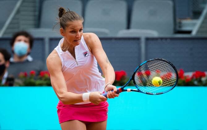 Mandatory Credit: Photo by Rob Prange Shutterstock (11876061bz) Karolina Pliskova of the Czech Republic in action during the first round of the 2021 Mutua Madrid Open WTA, Tennis Damen 1000 tournament Mutua Madrid Open, Tennis, La Caja Magica, Madrid, Spain - 30 Apr 2021 Mutua Madrid Open, Tennis, La Caja Magica, Madrid, Spain - 30 Apr 2021  Copyright: xRobxPrange Shutterstockx 11876061bz