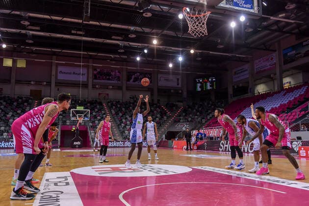 easyCredit BBL, Telekom Baskets Bonn vs. Fraport Skyliners, 30.04.2021 Freiwurf von Frankfurt, easyCredit BBL, Telekom Baskets Bonn vs. Fraport Skyliners am 30.04.2021 im Telekom Dome Bonn, Bonn (Nordrhein-Westfalen) Copyright: xBEAUTIFULxSPORTS Mueller-Laschetx