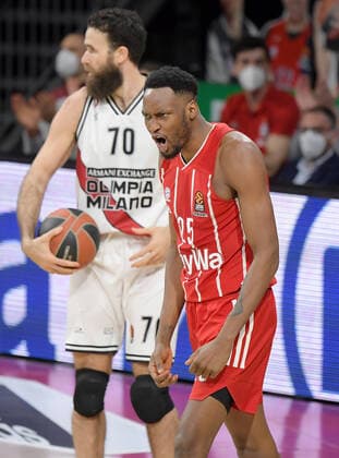 30.04.2021, xemx, Basketball Turkish Airlines Euroleague Spiel 4, FC Bayern Muenchen Basketball - AX Armani Exchange Milan emspor, v.l. Ja Juan Johnson (FC Bayern Basketball) jubelt nach Korbleger Muenchen