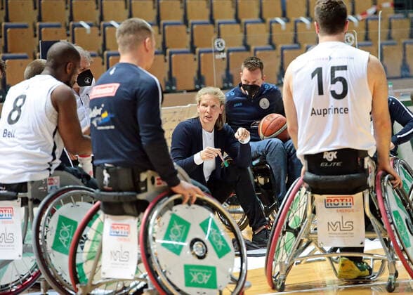 30.04.2021, xovx, Rollstuhlbasketball Champions Cup 2021, RSV Lahn-Dill - BSR ACE Gran Canaria Head-Coach Janet Zeltinger (RSV Lahn-Dill) Wetzlar Rittal-Arena Hessen Deutschland (DE)