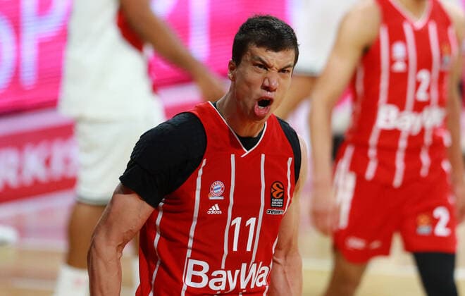 11 Vladimir Lucic (FCBB) Jubelt, Jubel, Begeisterung, Freude, Glück Basketball, EuroLeague, Playoff, FC Bayern München vs. Olimpia Milano im Audi Dome am 30.04.2021, Spiel 4, FOTO: Mladen Lackovic LakoPress