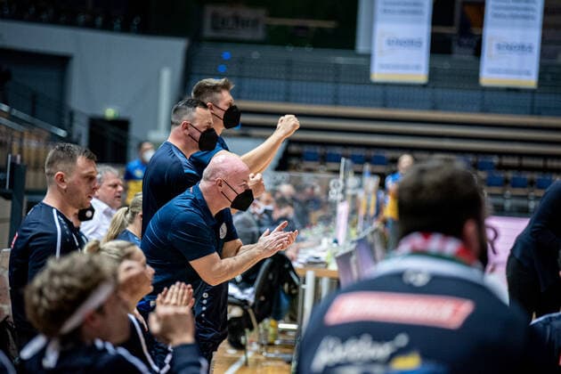 Champions Cup 2021; RSV Lahn-Dill - BSR ACE Gran Canaria Bench, RSV Lahn-Dill Champions Cup 2021; RSV Lahn-Dill - BSR ACE Gran Canaria 30.04.2021; Rittal Arena, Wetzlar (Hessen) Copyright: xBEAUTIFULxSPORTS Roeczeyx