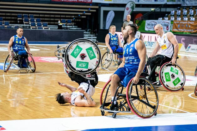 Champions Cup 2021; RSV Lahn-Dill - BSR ACE Gran Canaria Steve Serio ( 11 RSV Lahn-Dill), Jorge Eduardo Sanchez ( 1 BSR ACE Gran Canaria) Champions Cup 2021; RSV Lahn-Dill - BSR ACE Gran Canaria 30.04.2021; Rittal Arena, Wetzlar (Hessen) Copyright: xBEAUTIFULxSPORTS Roeczeyx