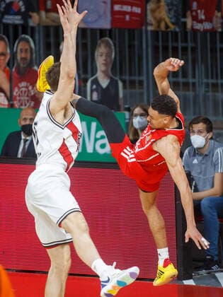 Bayerns 2 Wade BALDWIN IV. Basketball, FC Bayern - Milano, Euroleague, Quaterfinal, match 4, Season 2020-2021, am 30.4.2021 in Muenchen, A U D I D O M E, Deutschland. Quelle Copyright Credit : Oryk HAIST