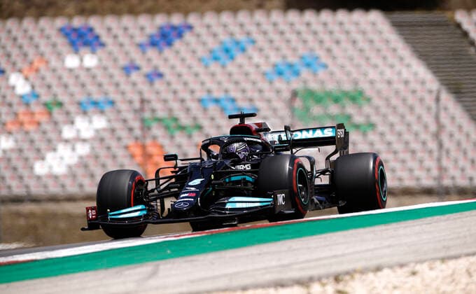 44 Lewis Hamilton (GBR, Mercedes-AMG Petronas F1 Team), F1 Grand Prix of Portugal at Autodromo Internacional do Algarve on May 1, 2021 in Portimao, Portugal. (Photo by HOCH ZWEI) Portimao Portugal