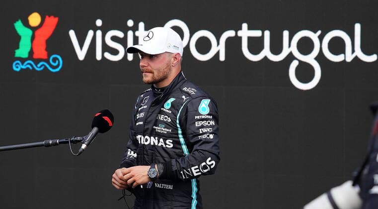 FORMULA 1 HEINEKEN PORTUGUESE GRAND PRIX 2021 01.05.2021, Autodromo Internacional do Algarve, Portimao, FORMULA 1 HEINEKEN PORTUGUESE GRAND PRIX 2021,im Bild Poleposition für Valtteri Bottas (FIN 77), Mercedes-AMG Petronas Formula One Team