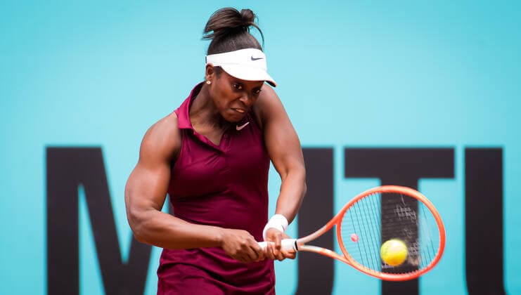 May 1, 2021, MADRID, MADRID, SPAIN: Sloane Stephens of the United States in action during her second-round match at the 2021 Mutua Madrid Open WTA, Tennis Damen 1000 tournament against Ons Jabeur of Tunisia MADRID SPAIN - ZUMAa181 20210501_zaa_a181_204 Copyright: xRobxPrangex