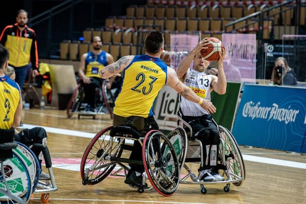Champions Cup 2021; RSV Lahn-Dill - CD Ilunion Madrid Thomas Boehme (RSV Lahn-Dill, 13), Terence Edward Bywater ( 23 CD Ilunion Madrid) Champions Cup 2021; RSV Lahn-Dill - CD Ilunion Madrid 01.05.2021; Rittal Arena, Wetzlar (Hessen) Copyright: xBEAUTIFULxSPORTS Roeczeyx