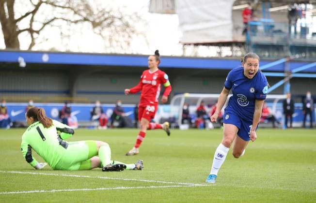 Kington Upon Thames, England, 2nd May 2021. Fran Kirby of Chelsea (r) celebrates scoring the first goal to make the score (2-2) during the UEFA Women s Champions League match at Kingsmeadow, Kington Upon Thames. Picture credit should read: Paul Terry Sportimage EDITORIAL USE ONLY. No use with unauthorised audio, video, data, fixture lists, club league logos or live services. Online in-match use limited to 120 images, no video emulation. No use in betting, games or single club league player publications. SPI-1031-0017