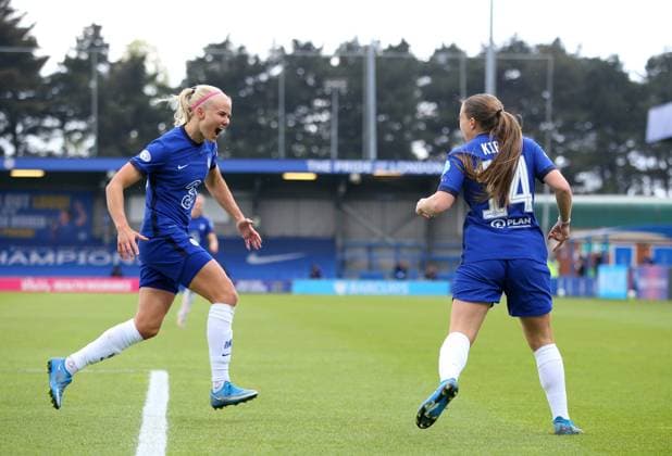 Kington Upon Thames, England, 2nd May 2021. Fran Kirby of Chelsea (r) celebrates scoring the first goal to make the score (2-2) during the UEFA Women s Champions League match at Kingsmeadow, Kington Upon Thames. Picture credit should read: Paul Terry Sportimage EDITORIAL USE ONLY. No use with unauthorised audio, video, data, fixture lists, club league logos or live services. Online in-match use limited to 120 images, no video emulation. No use in betting, games or single club league player publications. SPI-1031-0021