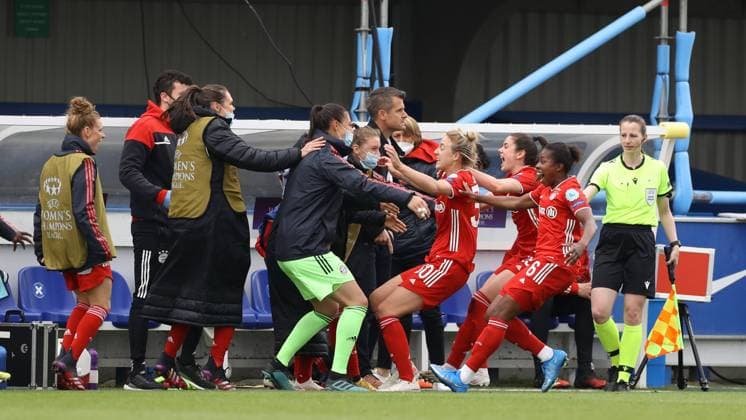 Kington Upon Thames, England, 2nd May 2021. Sarah Zadrazil of Bayern Munich celebrates her goal with the bench during the UEFA Women s Champions League match at Kingsmeadow, Kington Upon Thames. Picture credit should read: Paul Terry Sportimage EDITORIAL USE ONLY. No use with unauthorised audio, video, data, fixture lists, club league logos or live services. Online in-match use limited to 120 images, no video emulation. No use in betting, games or single club league player publications. SPI-1031-0031