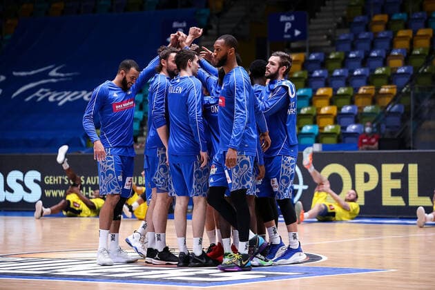 02.05.2021, xmkx, Basketball easyCredit BBL, Fraport Skyliners - EWE Baskets Oldenburg v.l. warm up, Fraport Skyliners (DFL DFB REGULATIONS PROHIBIT ANY USE OF PHOTOGRAPHS as IMAGE SEQUENCES and or QUASI-VIDEO) emspor Frankfurt am Main