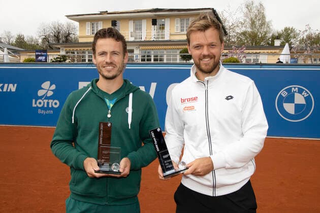 Sport Bilder des Tages Wesley Koolhof und Kevin Krawietz (GER), Herren Doppel, Siegerehrung, Praesentation Tennis - BMW Open 2021 - ATP, Tennis Herren - MTTC Iphitos - Munich - - Germany - 2 May 2021. Copyright: xJuergenxHasenkopfx