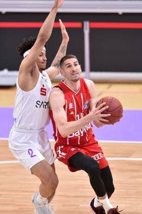Diego Flaccadori (FC Bayern Muenchen) (am Ball), Nelson Weidemann (BG Goettingen) (L) , Basketball, Bundesliga, BBL, BG Goettingen - FC Bayern Muenchen, 02.05.2021, BG Goettingen - FC Bayern Muenchen, Basketball, Bundesliga, GER, BBL, 02.05.2021 Goettingen Copyright: xEibner-Pressefotox-xRolandxSippelx
