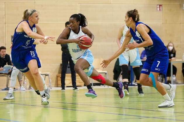 2. Damen Basketball Bundesliga Nord Capitol Bascats Düsseldorf gegen TG QOOL Sharks Würzburg, 02.05.2021 Maryam Adepoju Olatunji ( 2 Capitol Bascats Duesseldorf); 2. Damen Basketball Bundesliga Nord Capitol Bascats Düsseldorf gegen TG QOOL Sharks Würzburg am 02.05.2021 in Duesseldorf. Copyright: xBEAUTIFULxSPORTS KennyxBeelex