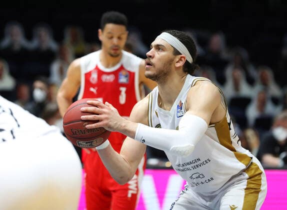 Löwen Braunschweig vs. Bamberg, BBL Braunschweig, 02.05.2021, BASKETBALL - easyCredit BBL Basketball Bundesliga, Löwen Braunschweig vs. Brose Bamberg, Saison 2020 21. Gavin Schilling (Löwen Braunschweig) Braunschweig